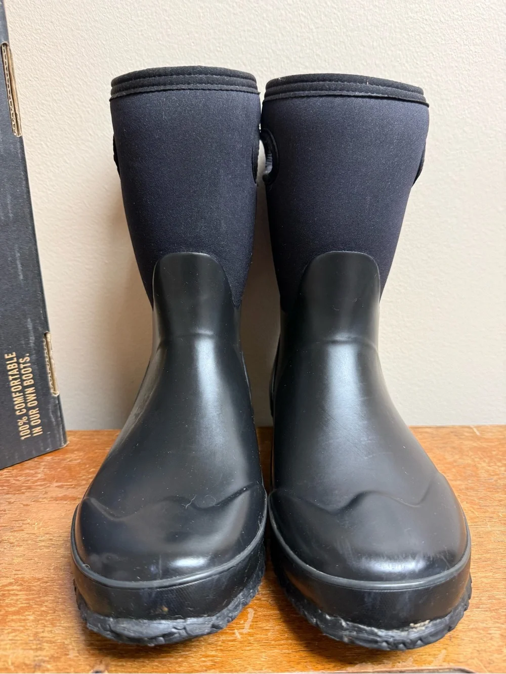 Bogs Grasp Solid Waterproof Winter Boots Black Youth 6 Women’s 8 Waterproof Snow